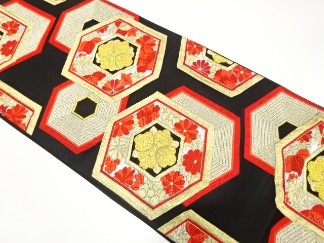 アンティーク　亀甲に菊・桐模様織り出し袋帯（着用可）